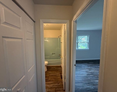 400 Rann Court - Photo Thumbnail 17