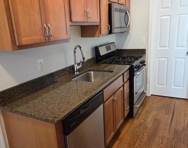 212 N Patrick Street - Photo Thumbnail 7