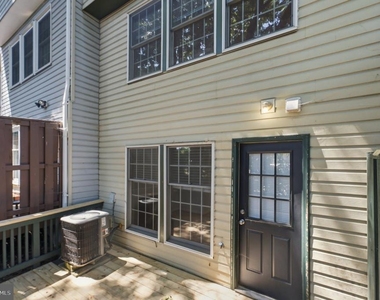 5028 9th Street S - Photo Thumbnail 17