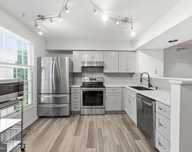 5028 9th Street S - Photo Thumbnail 1