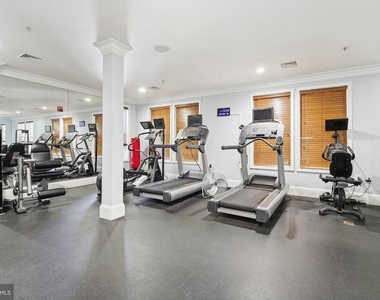 2465 Army Navy Drive - Photo Thumbnail 34