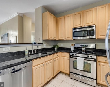 2465 Army Navy Drive - Photo Thumbnail 6