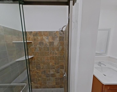 5012 Old York Road - Photo Thumbnail 7