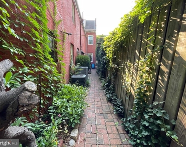 792 S Front Street - Photo Thumbnail 16