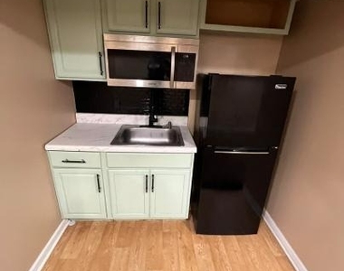 8340 Williams Avenue - Photo Thumbnail 9