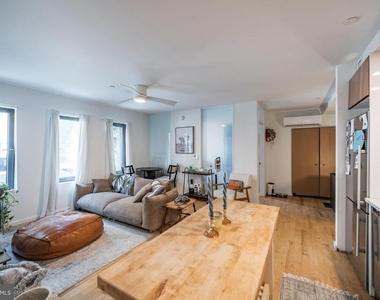 152 W Laurel Street - Photo Thumbnail 5