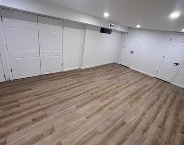 320 Loney Street - Photo Thumbnail 11