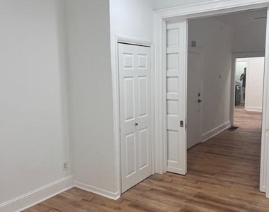 320 Loney Street - Photo Thumbnail 6