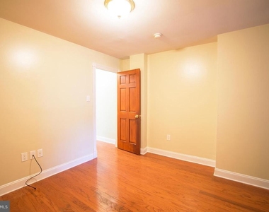 1124 E Passyunk Avenue - Photo Thumbnail 8