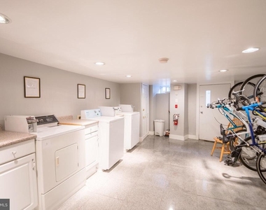 1124 E Passyunk Avenue - Photo Thumbnail 11
