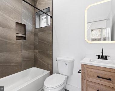 2317 N 33rd Street - Photo Thumbnail 3