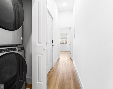 2317 N 33rd Street - Photo Thumbnail 8
