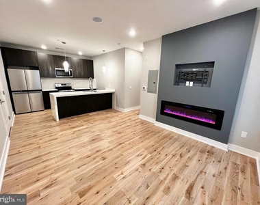 1000 W Girard Avenue - Photo Thumbnail 43