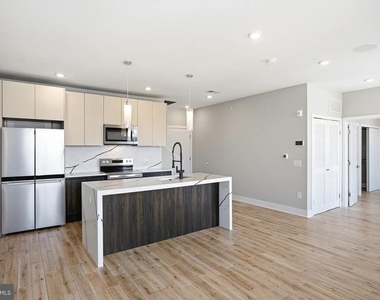 1000 W Girard Avenue - Photo Thumbnail 25