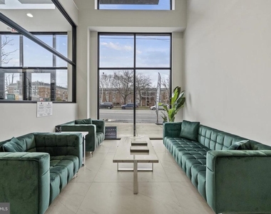 1000 W Girard Avenue - Photo Thumbnail 58