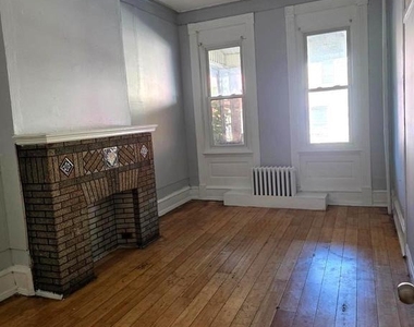 3709 N 16th Street - Photo Thumbnail 1