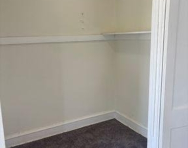 260 N Wycombe Ave - Photo Thumbnail 7