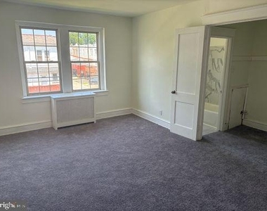 260 N Wycombe Ave - Photo Thumbnail 4