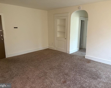260 N Wycombe Ave - Photo Thumbnail 12