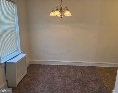 260 N Wycombe Ave - Photo Thumbnail 2