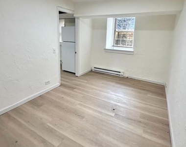 260 N Wycombe Ave - Photo Thumbnail 6