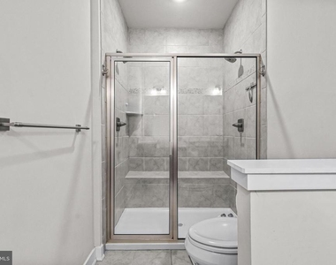 117 W Kenneth Lane - Photo Thumbnail 36