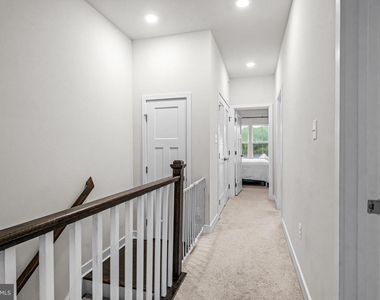 117 W Kenneth Lane - Photo Thumbnail 27