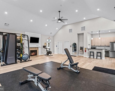 117 W Kenneth Lane - Photo Thumbnail 43