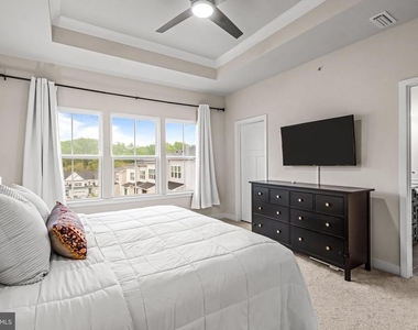 117 W Kenneth Lane - Photo Thumbnail 34