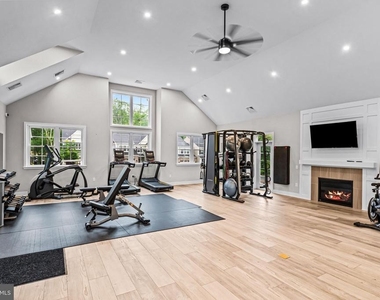 117 W Kenneth Lane - Photo Thumbnail 42