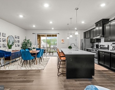 117 W Kenneth Lane - Photo Thumbnail 15