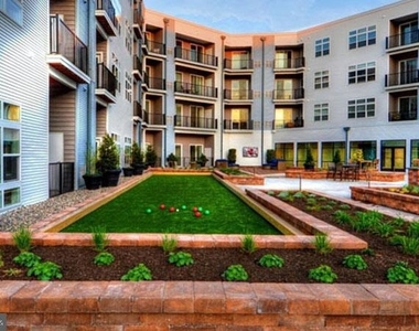 131 Bridge Street - Photo Thumbnail 48