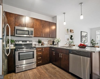 131 Bridge Street - Photo Thumbnail 9