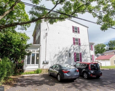 34 S Clinton Street - Photo Thumbnail 1