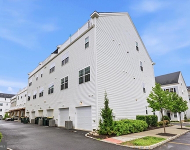 115 King Street - Photo Thumbnail 14