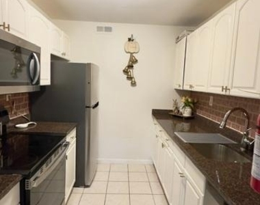11 Twin Rivers Drive - Photo Thumbnail 7