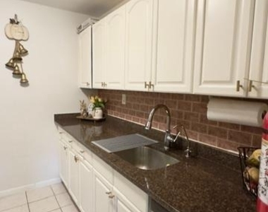 11 Twin Rivers Drive - Photo Thumbnail 9