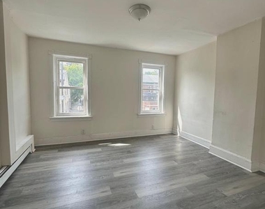 702 Mlk Jr Boulevard - Photo Thumbnail 14