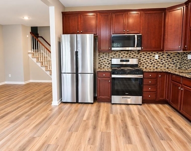 9 Wedgewood Court - Photo Thumbnail 7