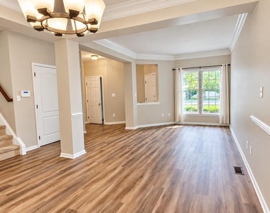 9 Wedgewood Court - Photo Thumbnail 9
