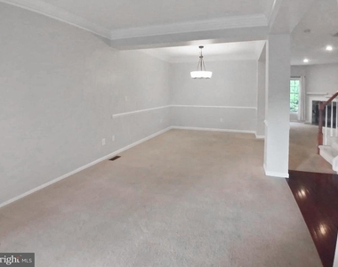 9 Wedgewood Court - Photo Thumbnail 4