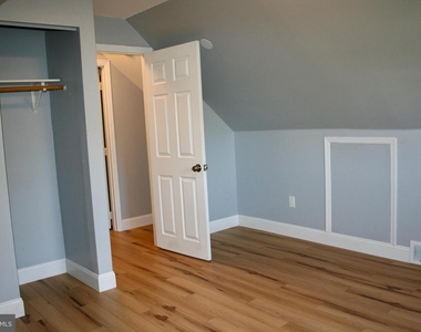 124 Stratford Avenue - Photo Thumbnail 23