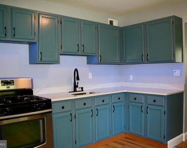 124 Stratford Avenue - Photo Thumbnail 3