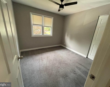 209 Maine Avenue - Photo Thumbnail 16