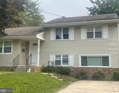 209 Maine Avenue - Photo Thumbnail 25