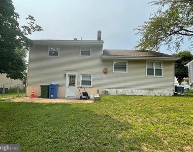 209 Maine Avenue - Photo Thumbnail 24