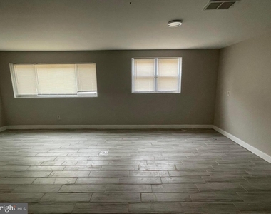 209 Maine Avenue - Photo Thumbnail 11