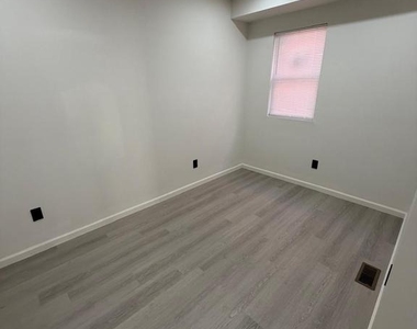 3720 Westfield Avenue - Photo Thumbnail 7