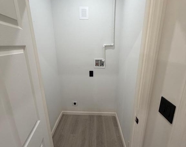 3720 Westfield Avenue - Photo Thumbnail 5