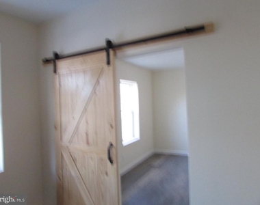 20 Pine Street - Photo Thumbnail 5